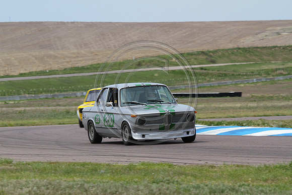 Philip_2014_0518-3855