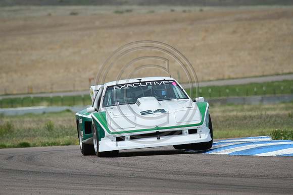 Philip_2014_0518-3784