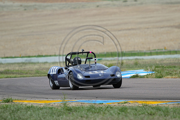 Philip_2014_0518-3561